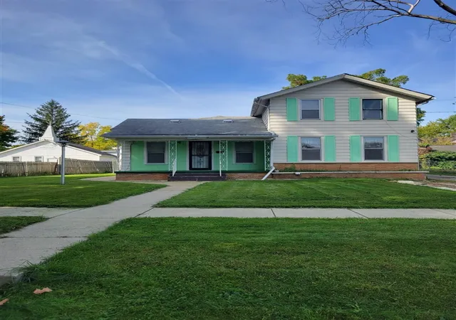 Single Family Residence at 110 S Ann St, Albion, MI 49224 | MLS# 70285994 | | Sold on 2022-10-26