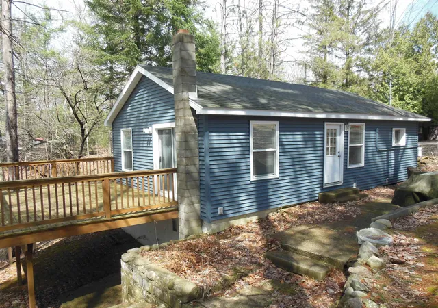 Photo 1 of Single family home for sale at 302 Ridge Rd, Harrison, MI 48625 | MLS# 50204295 | Listing updated on 2026-08-12