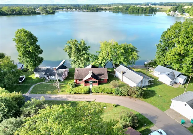 2nd image of 60584 Wallman Dr, Sturgis, MI 49091 | MLS# 70492397