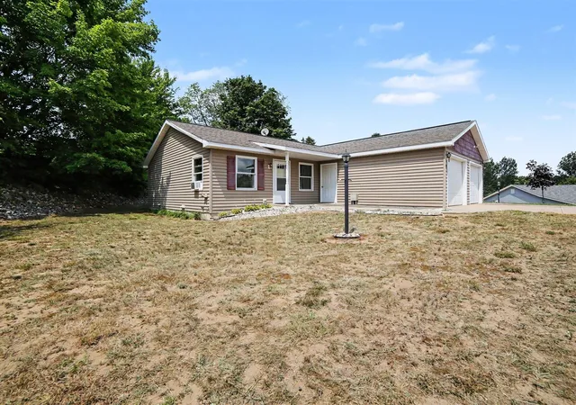 Photo 1 of Condo for sale at 218 Devonwood Dr, Shelby, MI 49455 | MLS# 70547857 | Listing updated on 2026-08-13