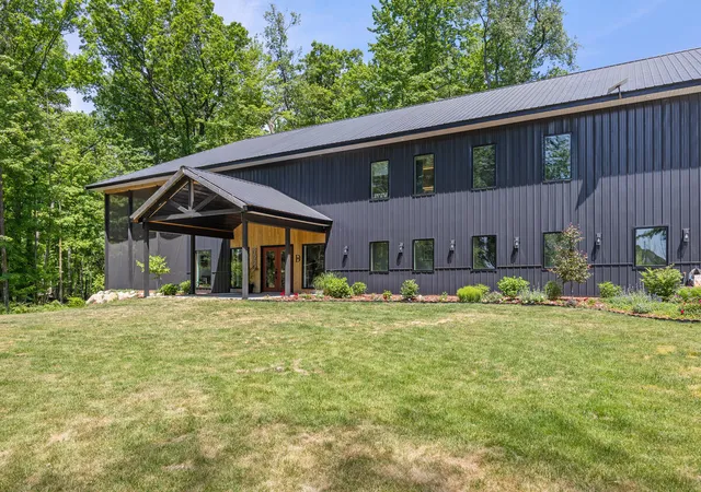 5th image of 9555 Kath Ct, Rockford, MI 49341 | MLS# 70536573