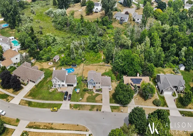 Photo 4 of Sale Pending at 6150 Viewpoint Dr, Belmont, MI 49306 | MLS# 70547543 | Listing updated on 2026-07-27