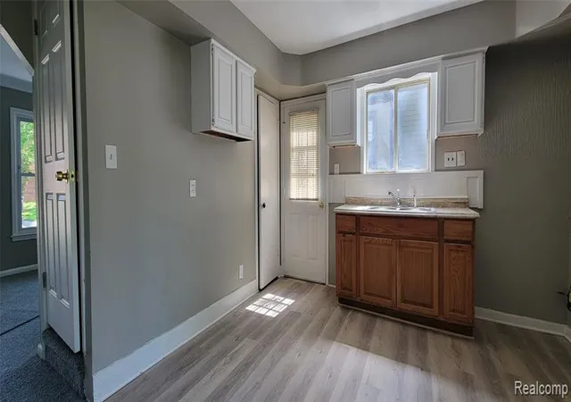 Homes for sale in Harper Woods, MI | 20462 Kingsville St, Harper Woods, MI 48225 | MLS# 61005767