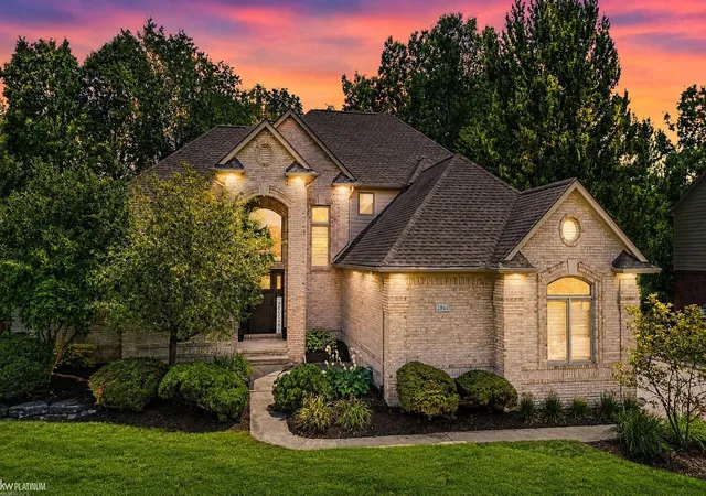 Photo 1 of Sale Pending at 2861 Plymouth Dr, Shelby Township, MI 48316 | MLS# 50217952 | Listing updated on 2026-08-28