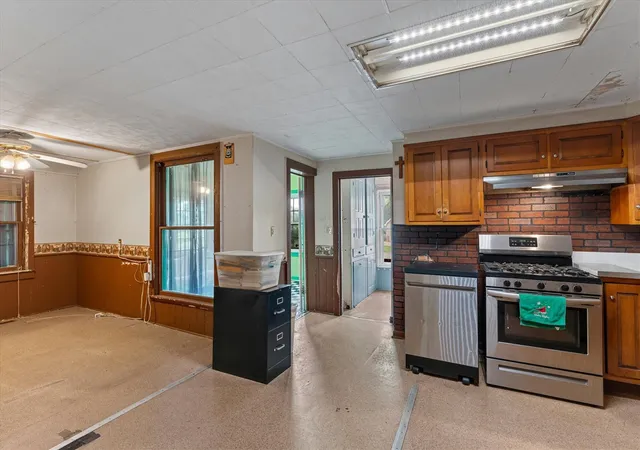 Photo 4 of Sale Pending at 68201 Hess Rd, Edwardsburg, MI 49112 | MLS# 70553469 | Listing updated on 2026-09-01