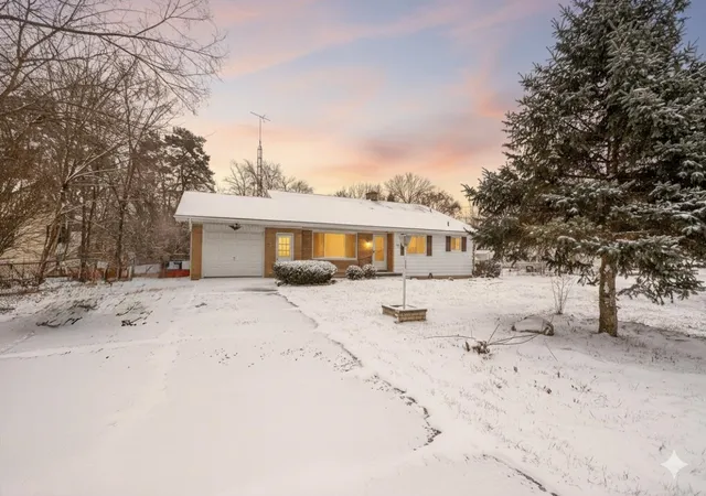 Homes for sale in Clio, MI | 11470 Wing Dr, Clio, MI 48420 | MLS# 50197649