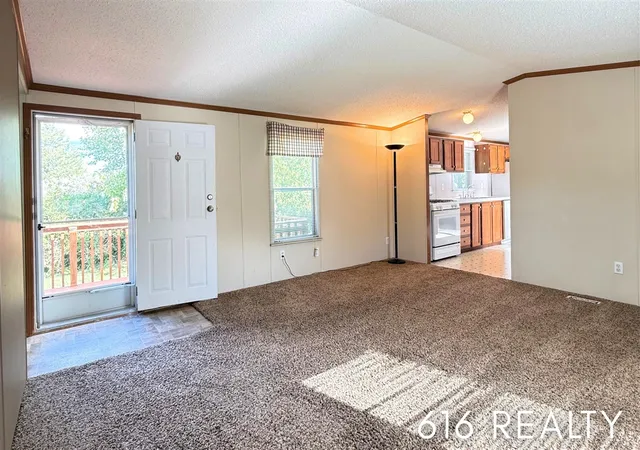 Photo 4 of Sale Pending at 1382 Beaver Dam Dr, Belmont, MI 49306 | MLS# 70554104 | Listing updated on 2026-10-08