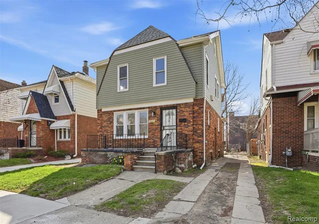 Photo 2 of Single family home for sale at 15881 Hartwell St, Detroit, MI 48227 3332 | MLS# 60984370 | Listing updated on 2026-10-02