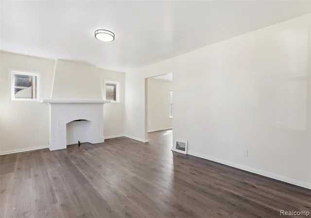 Photo 3 of Single family home for sale at 15881 Hartwell St, Detroit, MI 48227 3332 | MLS# 60984370 | Listing updated on 2026-10-02