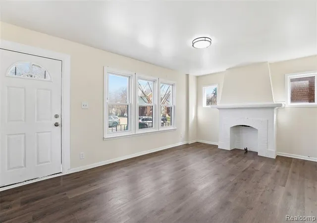 Photo 4 of Single family home for sale at 15881 Hartwell St, Detroit, MI 48227 3332 | MLS# 60984370 | Listing updated on 2026-10-02