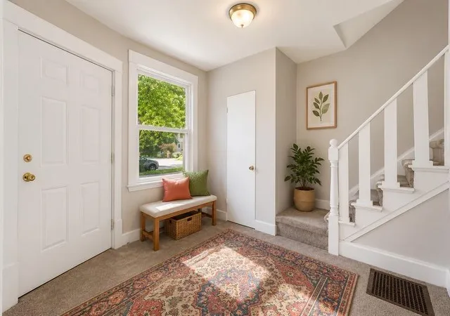 Photo 2 of Single family home for sale at 1128 Sigsbee St, Grand Rapids, MI 49506 | MLS# 70541565 | Listing updated on 2026-09-09