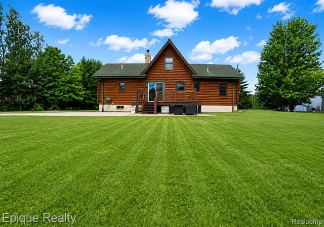 Homes for sale in Kimball, MI | 1966 Mayer Rd, Kimball, MI 48074 | MLS# 61001822