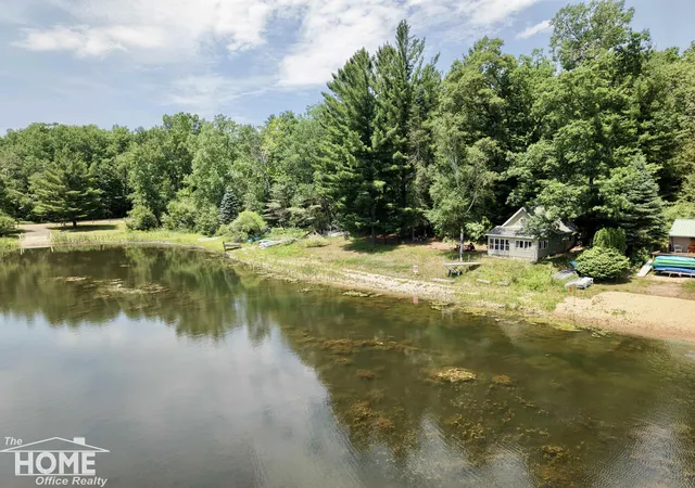28th image of 1121 & 1131 Lake Dr, Harrison, MI 48625 | MLS# 50213339