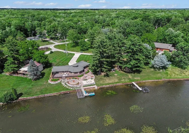Homes for sale in Sanford, MI | 4991 N Pointe Dr, Sanford, MI 48657 | MLS# 50211945