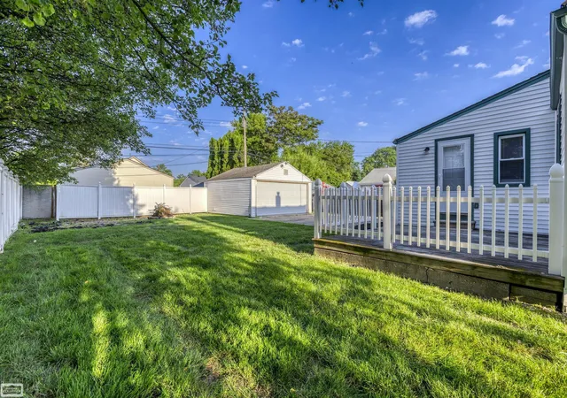 5th image of 28631 Galloway St, Roseville, MI 48066 | MLS# 50210430