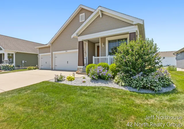 Photo 2 of Condo for sale at 7511 Traditional Ct #49, Caledonia, MI 49316 | MLS# 70546990 | Listing updated on 2026-09-16