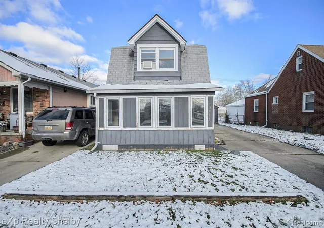 Homes for sale in Warren, MI | 13985 Toepfer Rd, Warren, MI 48089 | MLS# 60362061