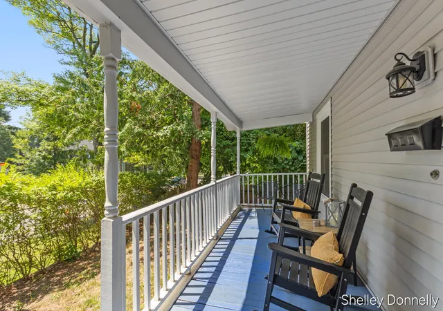 Photo 4 of Single family home for sale at 847 Innes St, Grand Rapids, MI 49503 | MLS# 70545414 | Listing updated on 2026-08-11