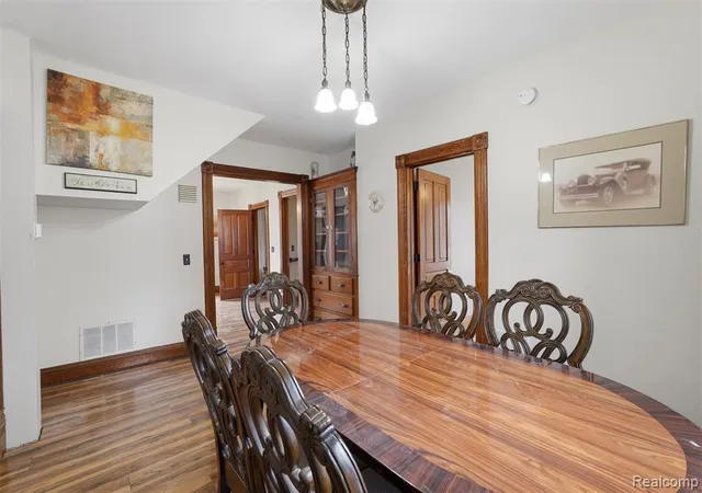 5th image of 502 E Logan St, Tecumseh, MI 49286 | MLS# 60997903