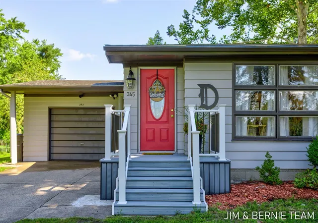 2nd image of 345 Harp St, Grand Rapids, MI 49548 | MLS# 70553399