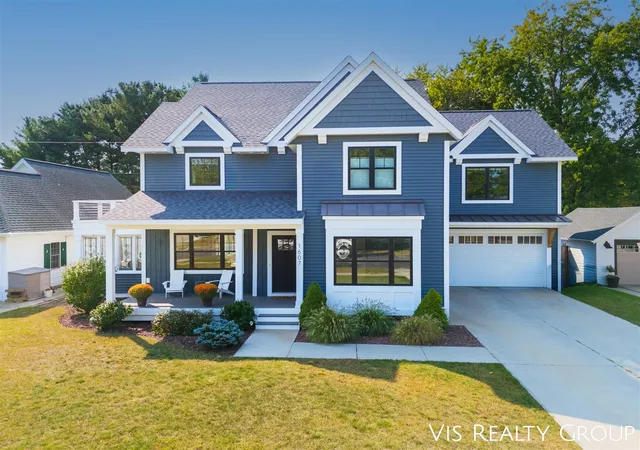 2nd image of 1607 Sheldon Rd, Grand Haven, MI 49417 | MLS# 70520772
