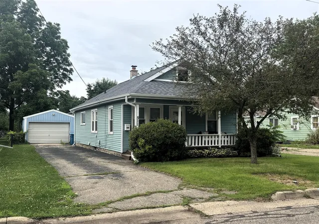 Homes for sale in Battle Creek, MI | 511 Iroquois Ave, Battle Creek, MI 49015 | MLS# 70544066