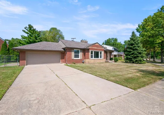 Photo 2 of Single family home for sale at 1160 Torrey Rd, Grosse Pointe Woods, MI 48236 2359 | MLS# 61023698 | Listing updated on 2026-09-13