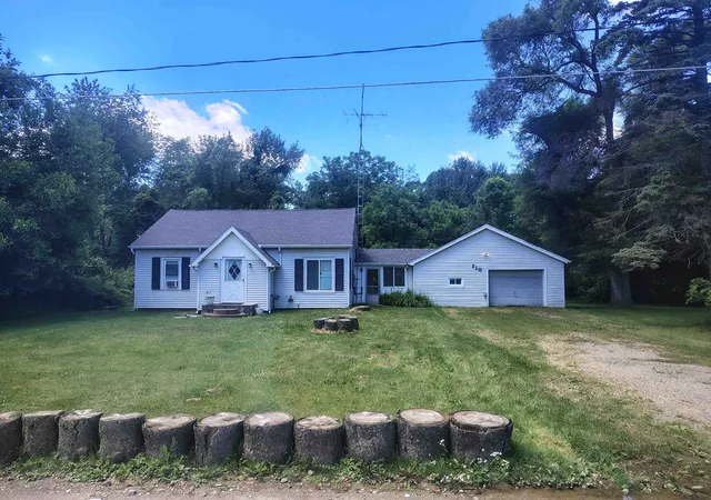 Homes for sale in Owosso, MI | 210 Doepker Rd, Owosso, MI 48867 | MLS# 50211296