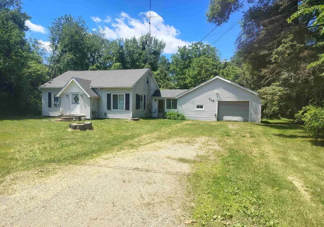 Homes for sale in Owosso, MI | 210 Doepker Rd, Owosso, MI 48867 | MLS# 50211296