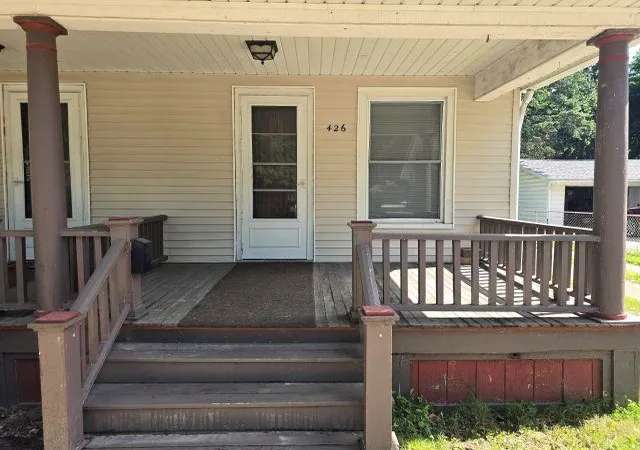 Homes for sale in Owosso, MI | 426 E Williams St, Owosso, MI 48867 | MLS# 50212428