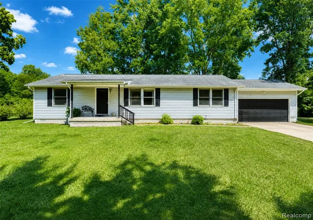 5th image of 13129 Evelyn Ct, Van Buren Township, MI 48111 | MLS# 61009102