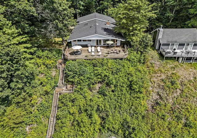 Homes for sale in Three Rivers, MI | 59688 Summit St, Three Rivers, MI 49093 | MLS# 70491120