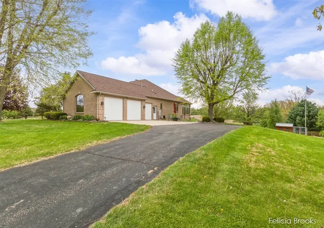 5th image of 275 W Brogan Rd, Hastings, MI 49058 | MLS# 70531892