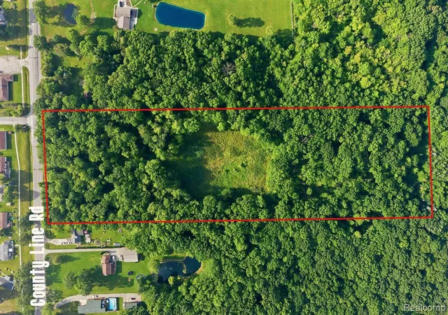 Photo 5 of Sale Pending at 5296 County Line Rd, Lenox, MI 48048 | MLS# 61007110 | Listing updated on 2026-08-18