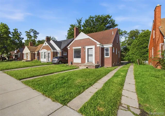2nd image of 18636 Mark Twain St, Detroit, MI 48235 2550 | MLS# 61006058