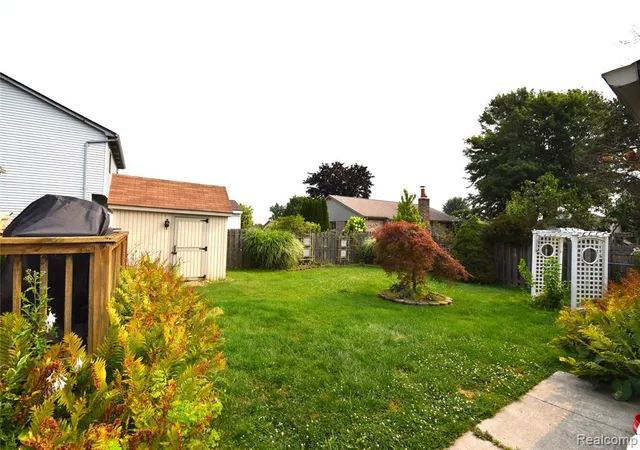 Photo 17 of Sale Pending at 50380 Pembroke Dr, Chesterfield, MI 48047 | MLS# 61015274 | Listing updated on 2026-07-30