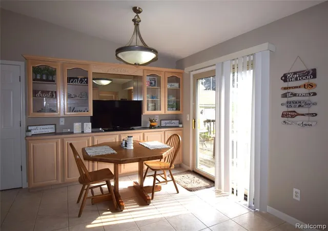 Photo 5 of Sale Pending at 50380 Pembroke Dr, Chesterfield, MI 48047 | MLS# 61015274 | Listing updated on 2026-07-30