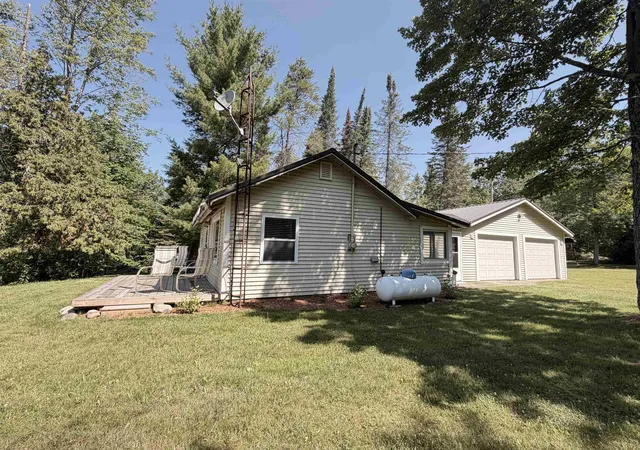 Photo 2 of Sale Pending at 10167 W Richardson Rd, Harrison, MI 48625 | MLS# 50214602 | Listing updated on 2026-09-13