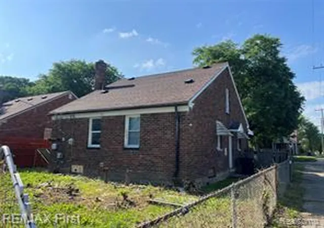 Homes for sale in Detroit, MI | 14101 E State Fair St, Detroit, MI 48205 | MLS# 61009019