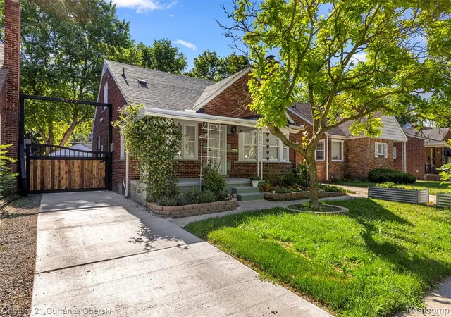 Photo 3 of Sale Pending at 9976 Pierson St, Detroit, MI 48228 1220 | MLS# 61024631 | Listing updated on 2026-09-08