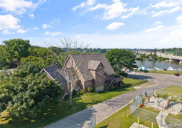 1st image of 1907 Riverside Dr, Port Huron, MI 48060 | MLS# 60965238