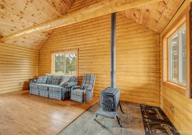 Photo 3 of Single family home for sale at 1617 W US Hwy 2, Gulliver, MI 49840 | MLS# 50194921 | Listing updated on 2026-08-14