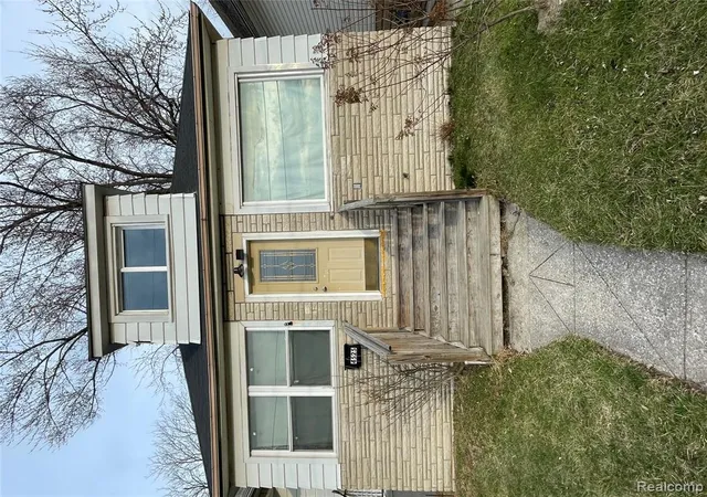 Homes for sale in Ecorse, MI | 4525 6th St, Ecorse, MI 48229 | MLS# 60998341