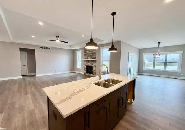 5th image of 13204 Championship Dr, Linden, MI 48451 | MLS# 50204003