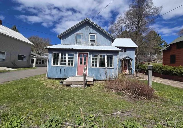 Homes for sale in Hancock, MI | 20904 E 2nd St, Hancock, MI 49930 | MLS# 50207239