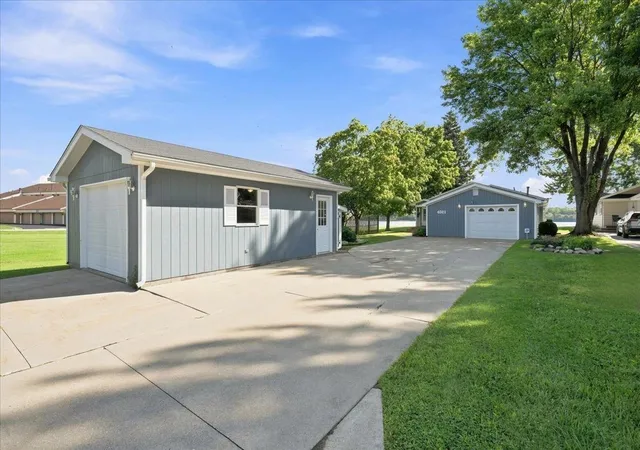 Photo 3 of Sale Pending at 4021 River Rd, East China, MI 48054 | MLS# 50219971 | Listing updated on 2026-09-13