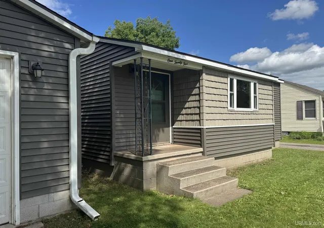 Photo 2 of Single family home for sale at 125 N Daisy St, Ishpeming, MI 49849 | MLS# 50212269 | Listing updated on 2026-07-01