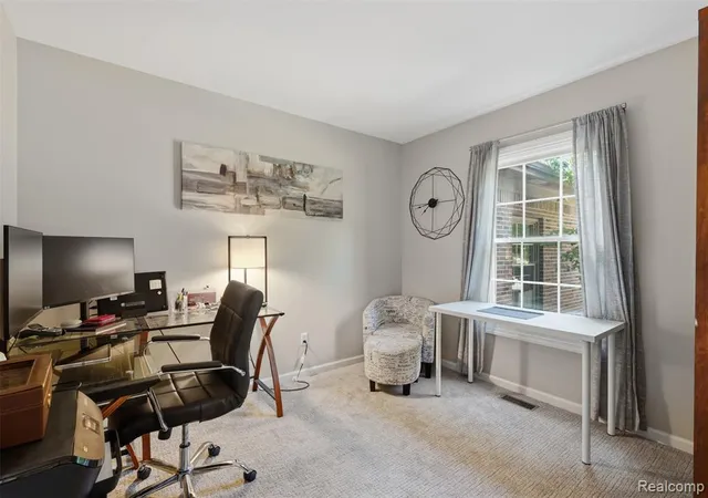 5th image of 1188 Trailside Blvd, Wixom, MI 48393 1587 | MLS# 61022441
