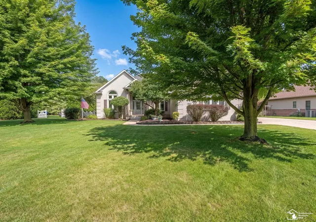 Photo 1 of Sale Pending at 367 Golfview Way, Monroe, MI 48162 | MLS# 50219311 | Listing updated on 2026-08-28