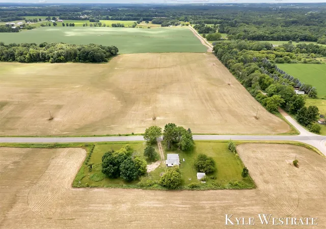 Homes for sale in Belding, MI | 5908 Johnson Rd, Belding, MI 48809 | MLS# 70540371